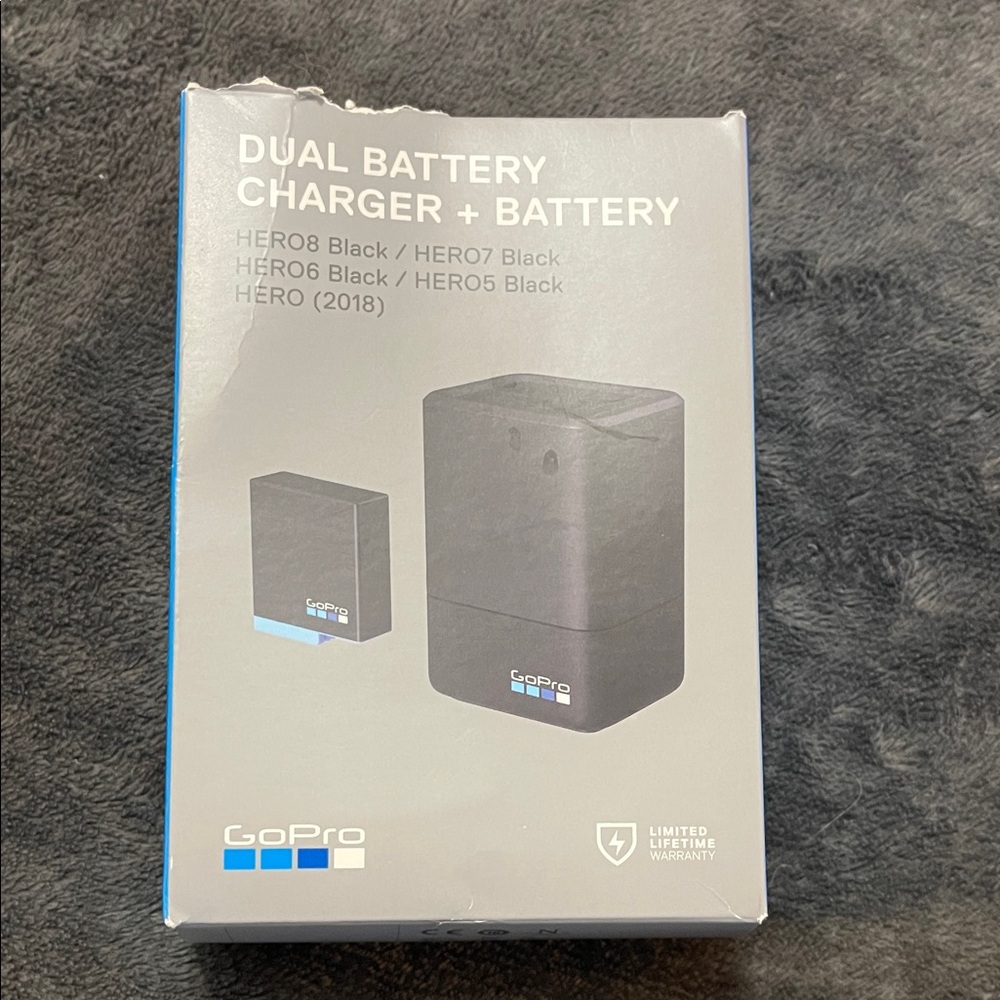 GoPro Black Dual Battery Charger with Battery